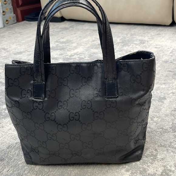 Gucci Monogram GG Small Black Nylon Tote Bag Zip Front Pockets Metallic Luxury - Picture 3 of 17